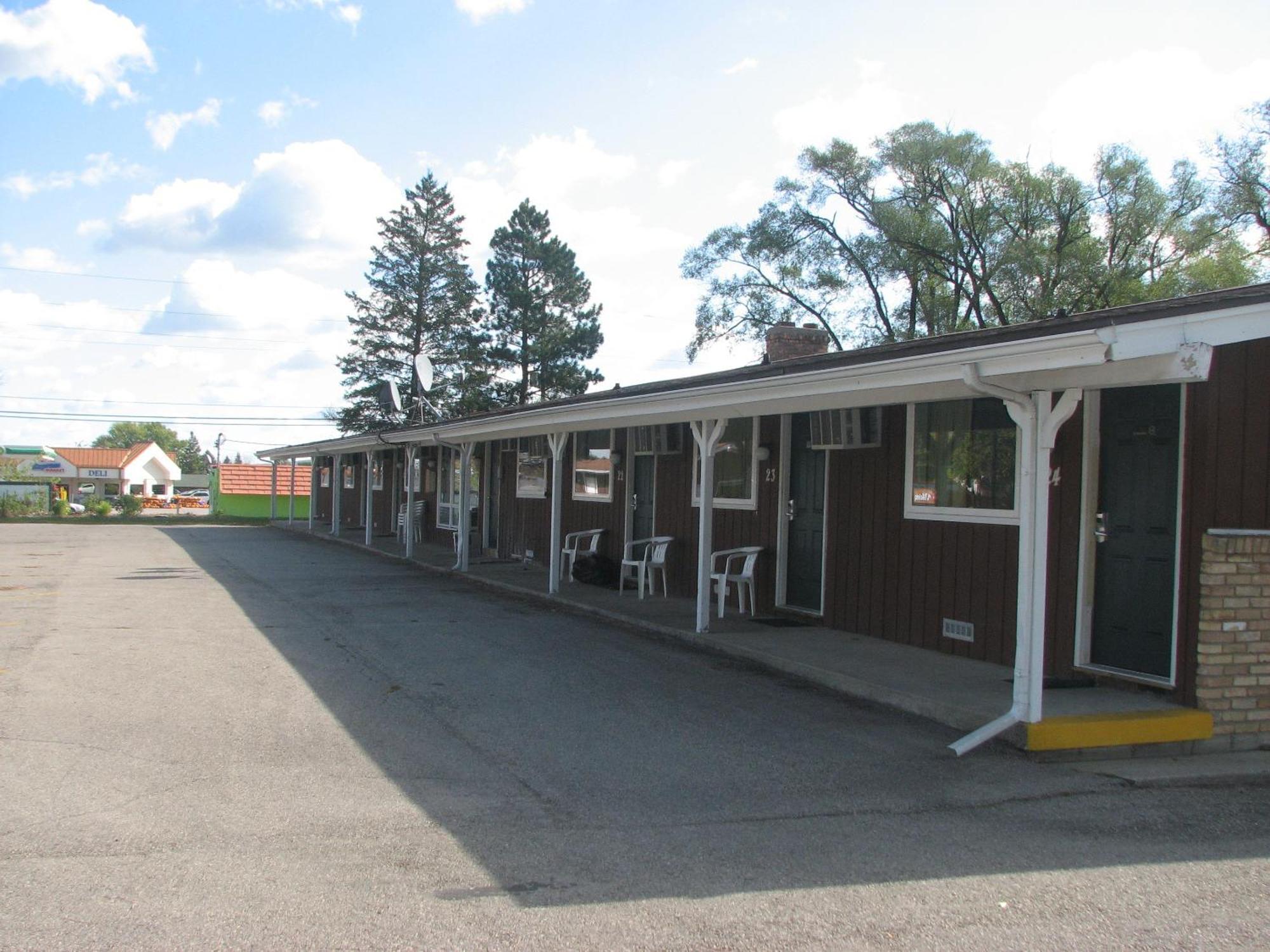 Spinning Wheel Motel Baraboo Εξωτερικό φωτογραφία